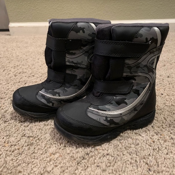 Rugged Outback Other - Kid’s Velcro Snow Boots